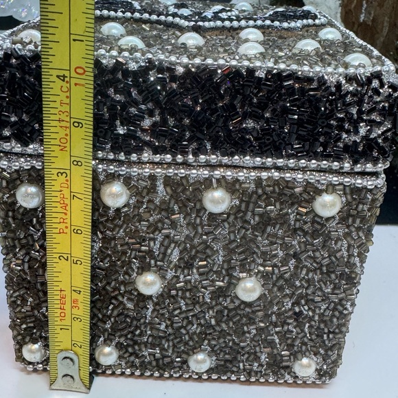 Beaded Jewelry/Trinket box - Picture 7 of 8